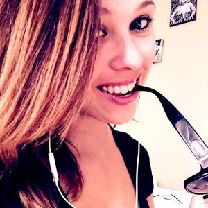 Meet your Posher, Rio